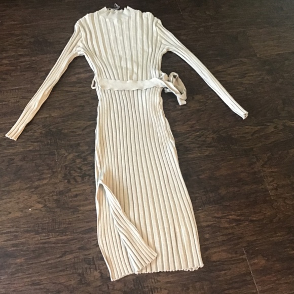 Women Sweater Dress Knitted with Slit, beige, uni-size. - Picture 3 of 3